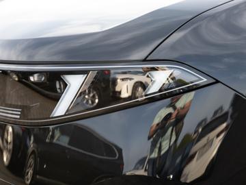  BMW IX3 缩略图 30