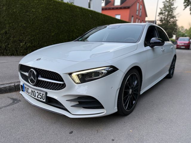 MERCEDES-BENZ A 250 4M AMG*Pano*Night*Keyless*MBeam*19Zoll