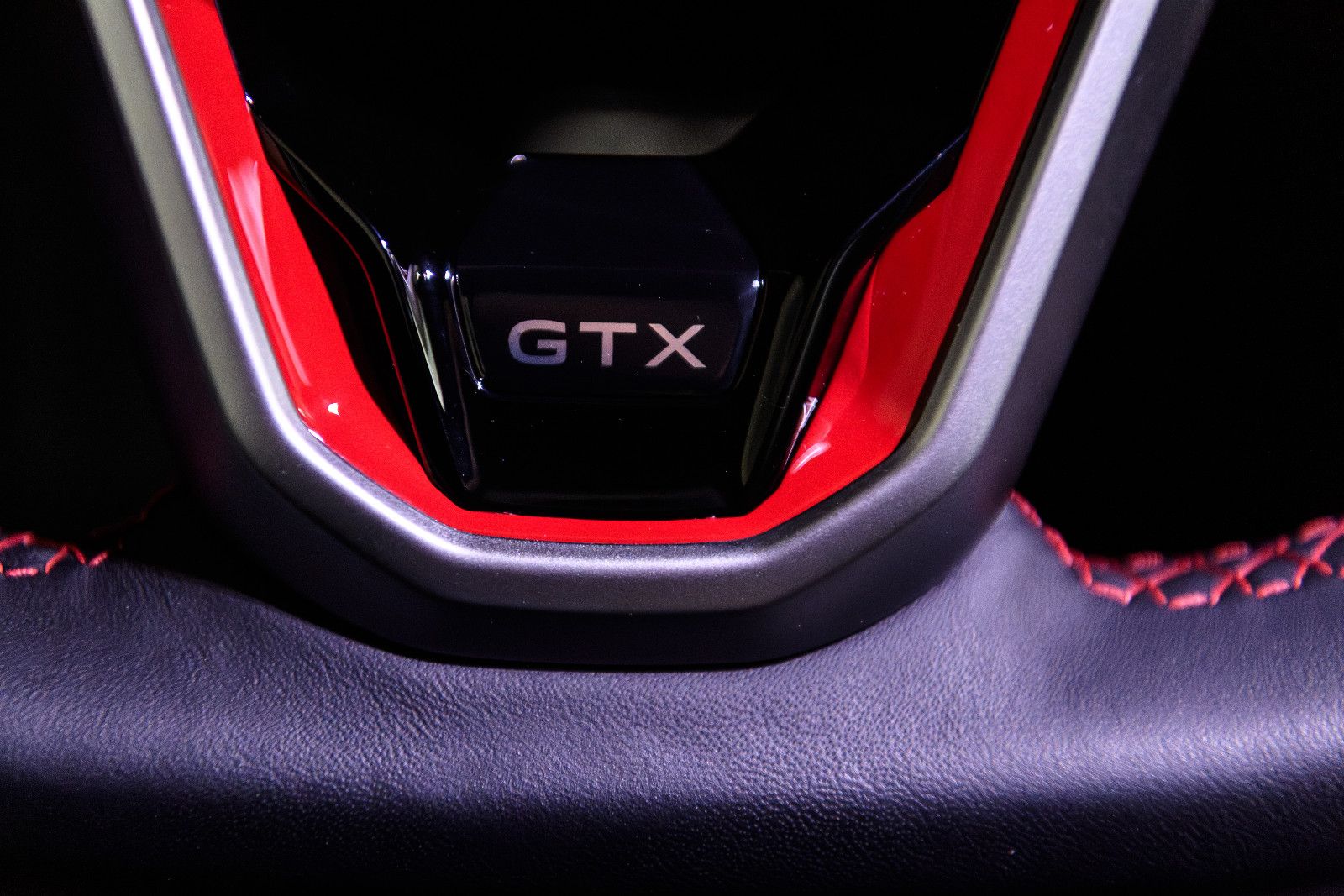 Fahrzeugabbildung Volkswagen ID.4 GTX 4Motion IQ-LIGHT+AHK+WÄPU+KAMERA+HuD+21
