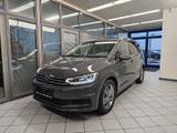 Volkswagen Touran AHK,Navi,elt.Heckklappe,Kamera,7 Sitze - Volkswagen Touran Neuwagen