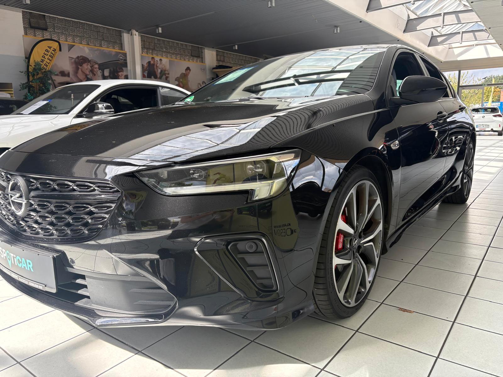 Opel Insignia B Grand Sport GSi 4x4