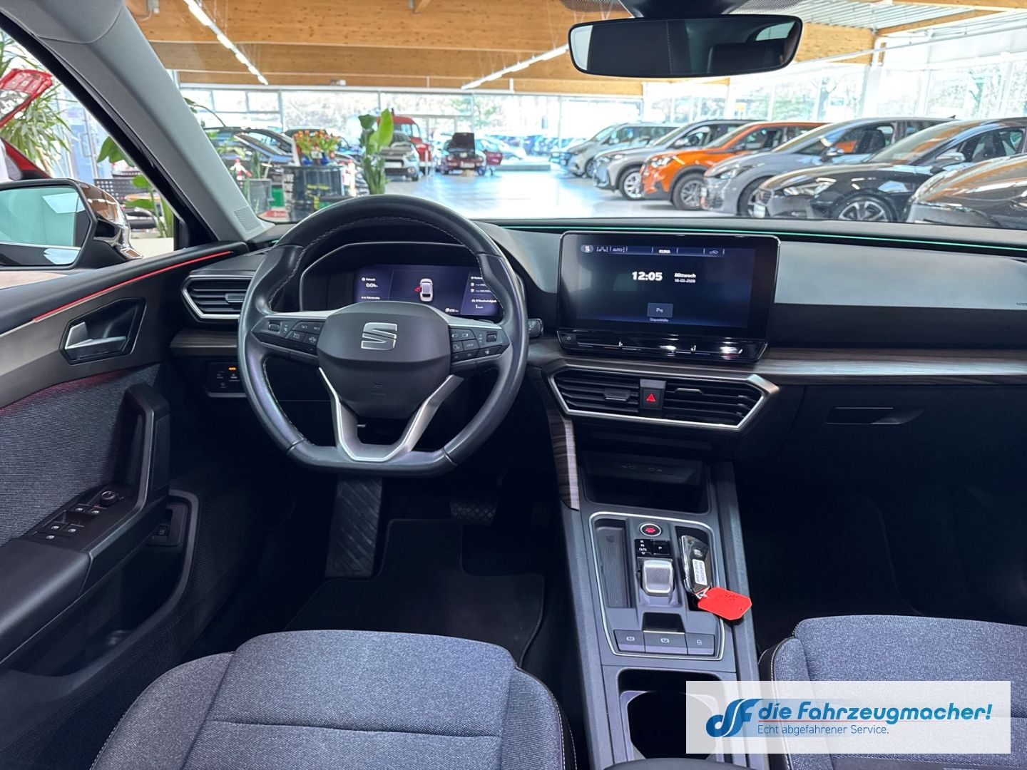 Fahrzeugabbildung SEAT Leon Sportstourer Xcellence e-HYBRID Navi Digita