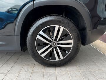 Mercedes GLB 180 - 12