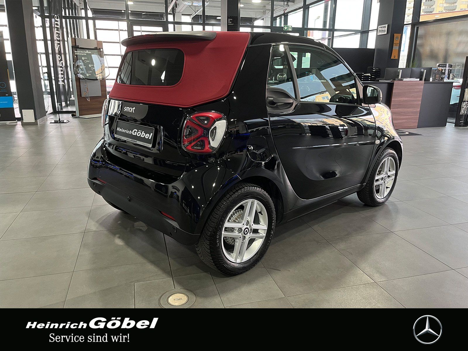 Fahrzeugabbildung Smart EQ passion 22KW+WINTER.P+ALLWETTER+LED+CARPLAY