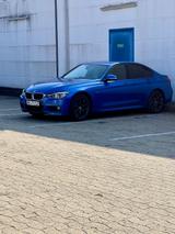 BMW 330d xDrive M Sport Shadow Automatic M Sport... - BMW 330 mit Diesel-Antrieb: Alcantara, Limousine