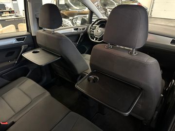 MYAUTOCENTER – Gebraucht- und Jahreswagen mit Werkstattservice in Pfaffenhofen Volkswagen Golf Sportsvan VII Comfortline BMTStart-Stopp
