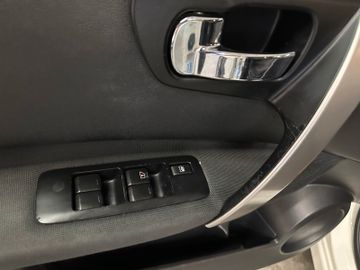 MYAUTOCENTER – Gebraucht- und Jahreswagen mit Werkstattservice in Pfaffenhofen Nissan Qashqai I-Way 4X4 *Klima*Kamera*Panorama*Navi*