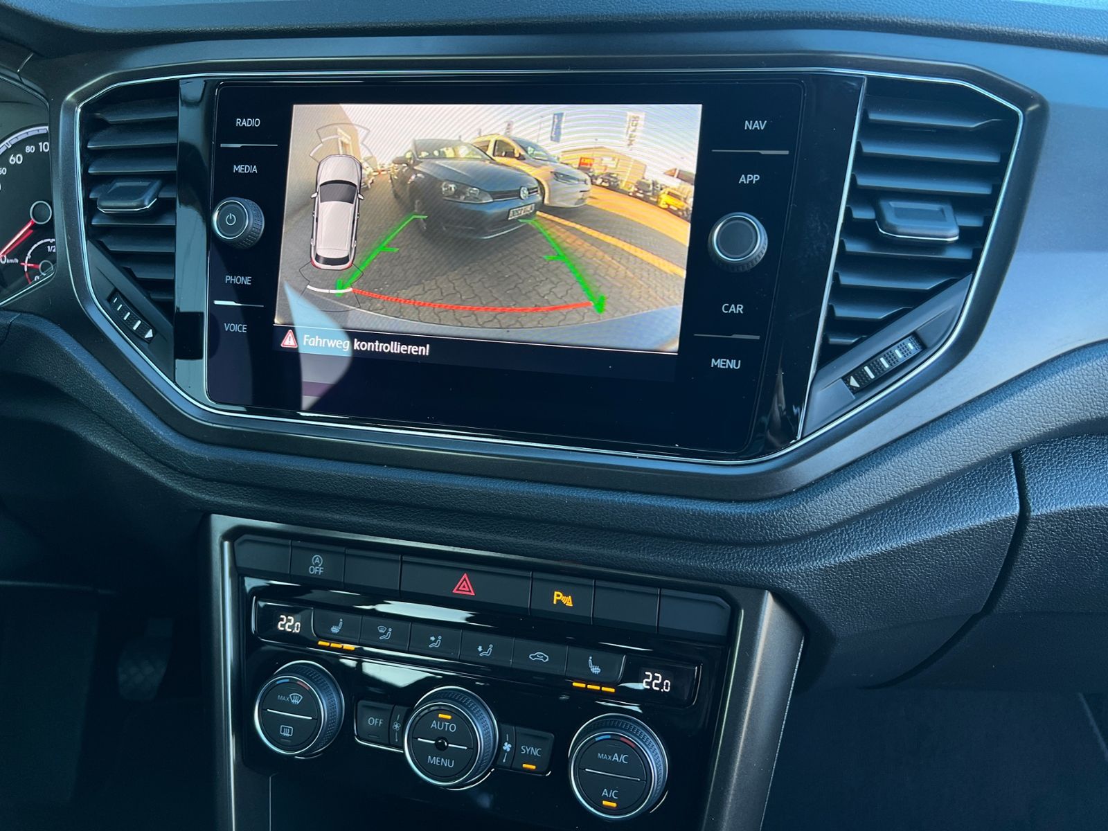 Fahrzeugabbildung Volkswagen T-Roc Style 1.5 TSI