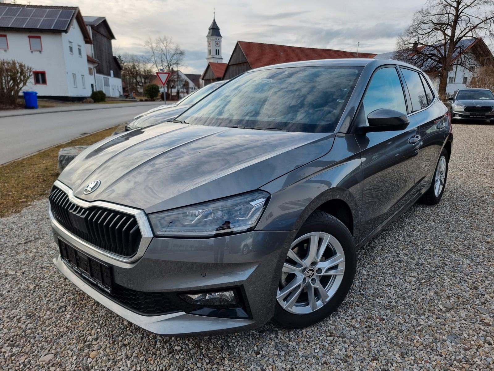 Skoda Fabia Style DSG AHK   LED  5 Jahre Garantie