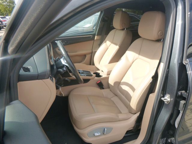 Fahrzeugabbildung Porsche Macan 2,0 TFSI Allrad >KAM/LED/NAV/Leder/SHZ/PDC