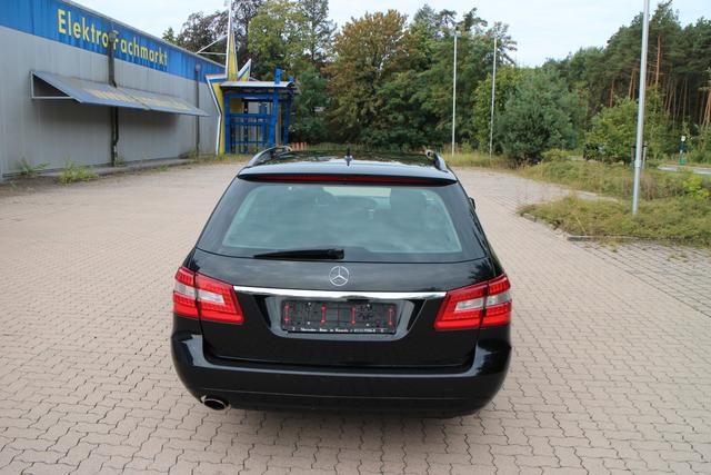 Mercedes-Benz E 200 T-Modell CGI BlueEfficiency – Bild 5