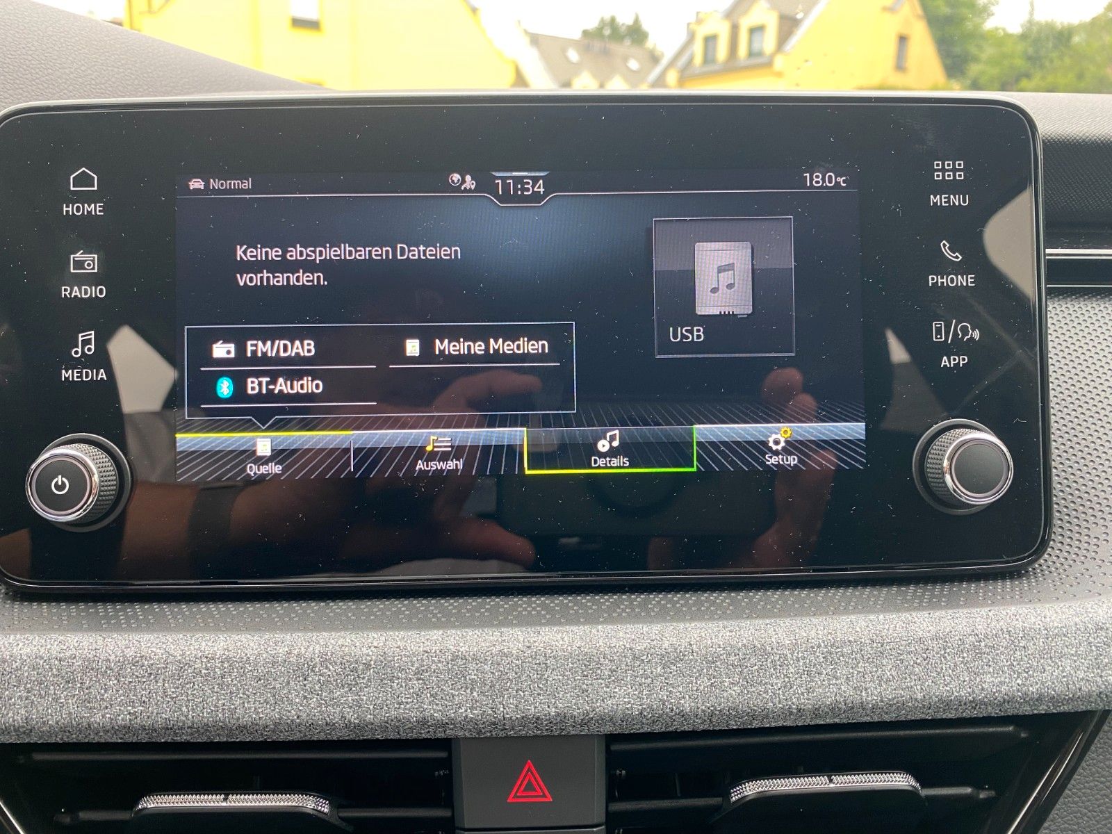 Fahrzeugabbildung SKODA Scala Selection 1,5 TSI *Sitzhz. *Smart-Link
