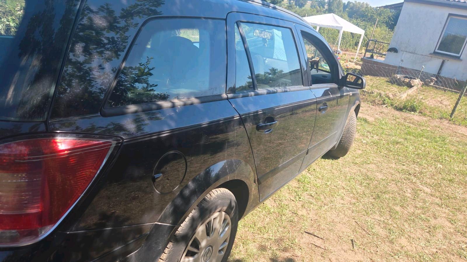 Opel Astra 2006 — photo 5