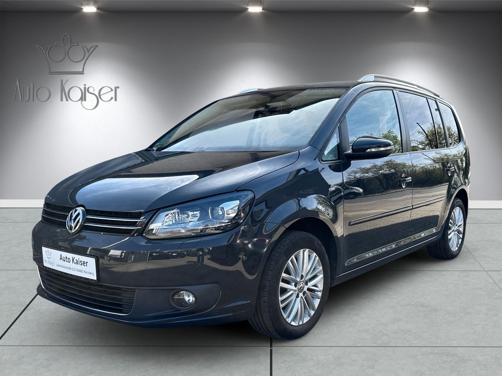 Volkswagen Touran Cup 1HAND/PDC/AHK/8FACH/BI-XENON/7 SITZER