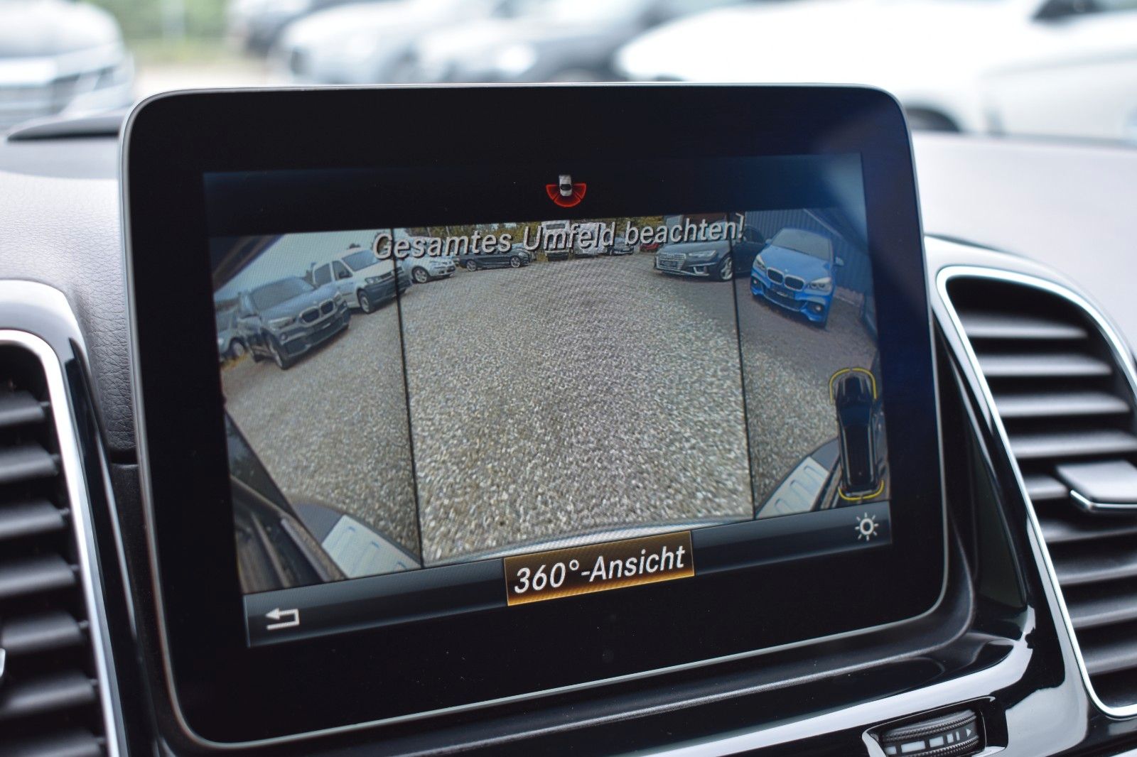 Fahrzeugabbildung Mercedes-Benz GLE 350 4Matic AMG line Nightp.Sitzbelüftung H&K