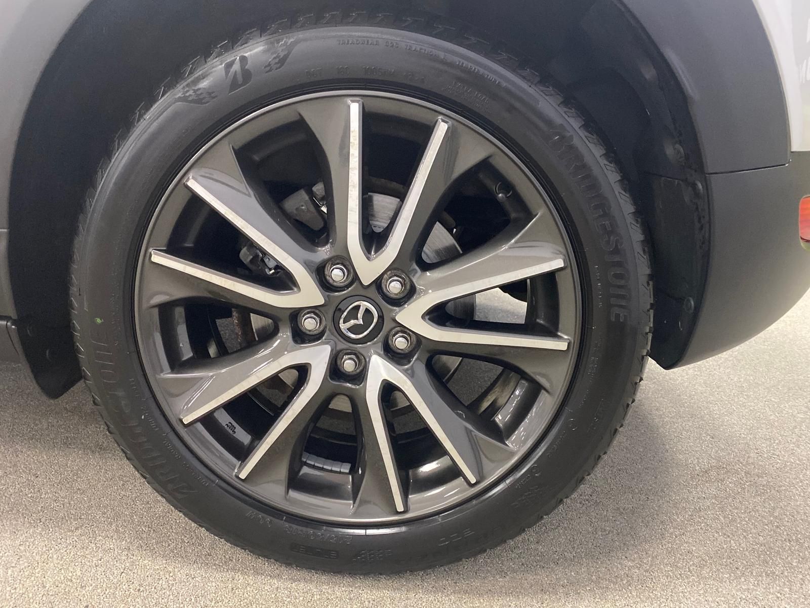 Fahrzeugabbildung Mazda CX-3 SPORTSLINE 4x4+ACC+RFK+BOSE SOUND+SHZ+HEADU