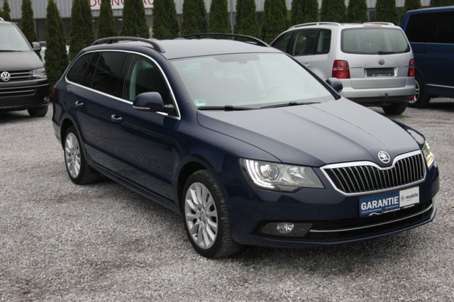 Skoda Superb Combi Exclusive Memory/SHZ/PDC/BT