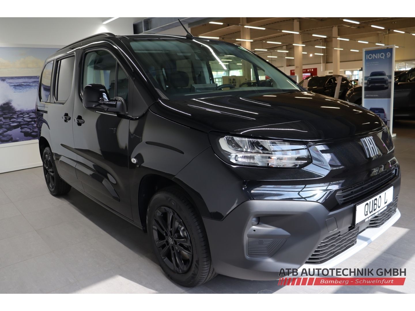 Fahrzeugabbildung Fiat Qubo -L 5-Sitzer ICON 50kWh 136PS Apple CarPlay