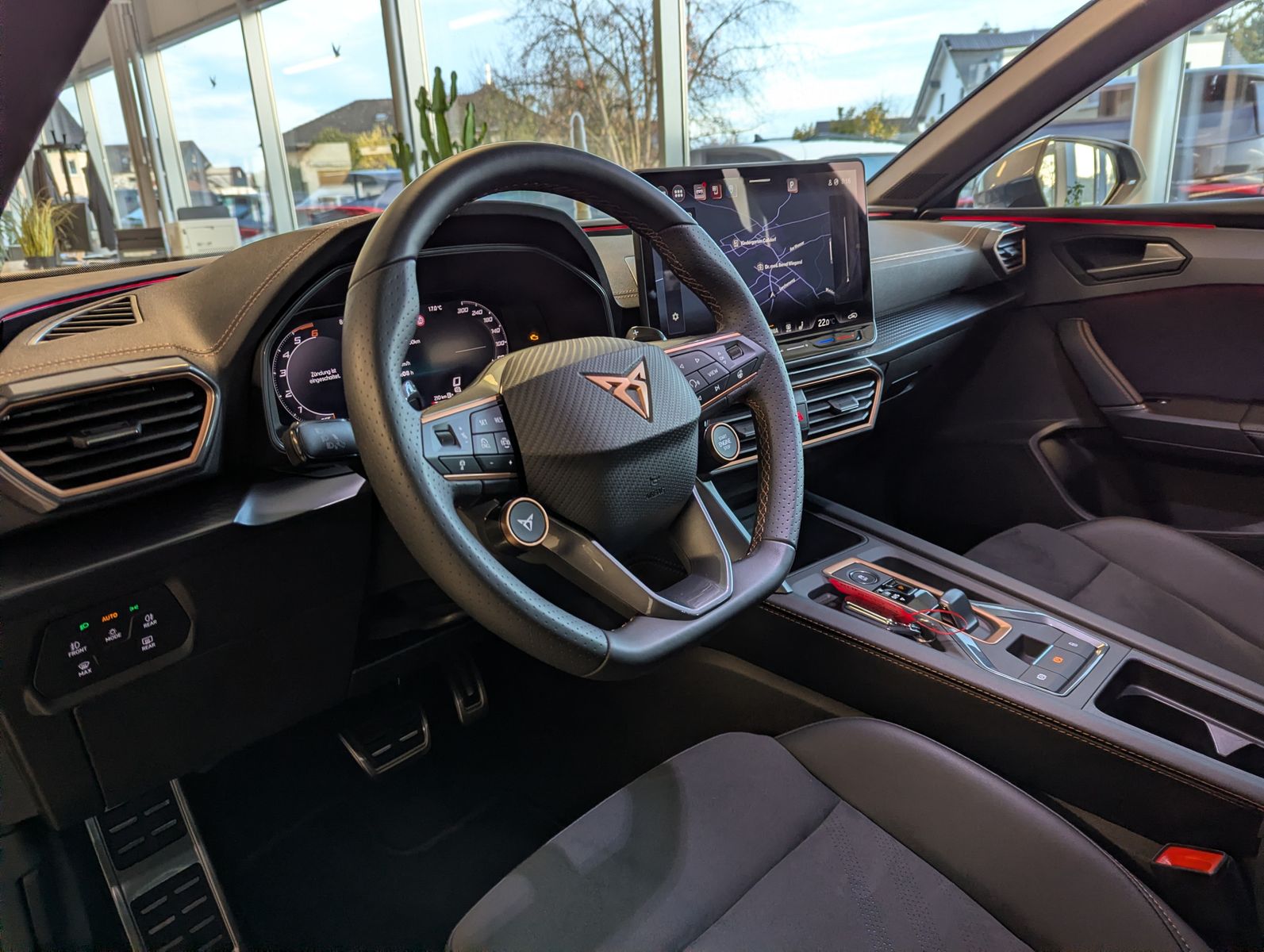 CUPRA Leon 2.0 TDI Intelligent-Dynamic-Edge-Pake Cam - Image 20