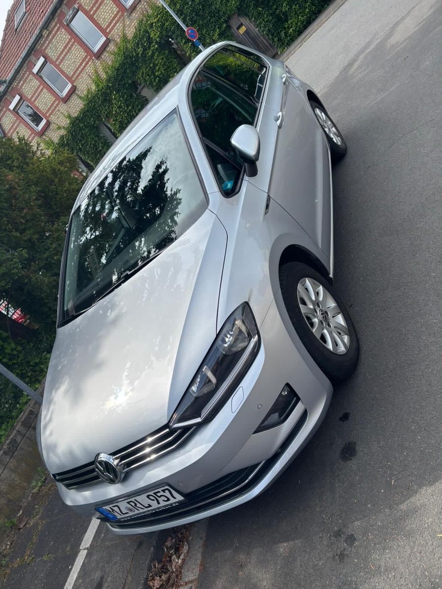VW Golf Sportsvan