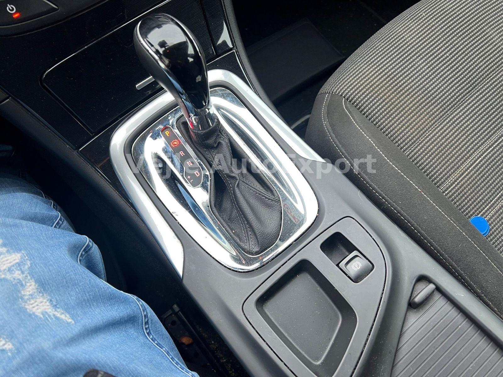Opel Insignia 2015 — photo 19