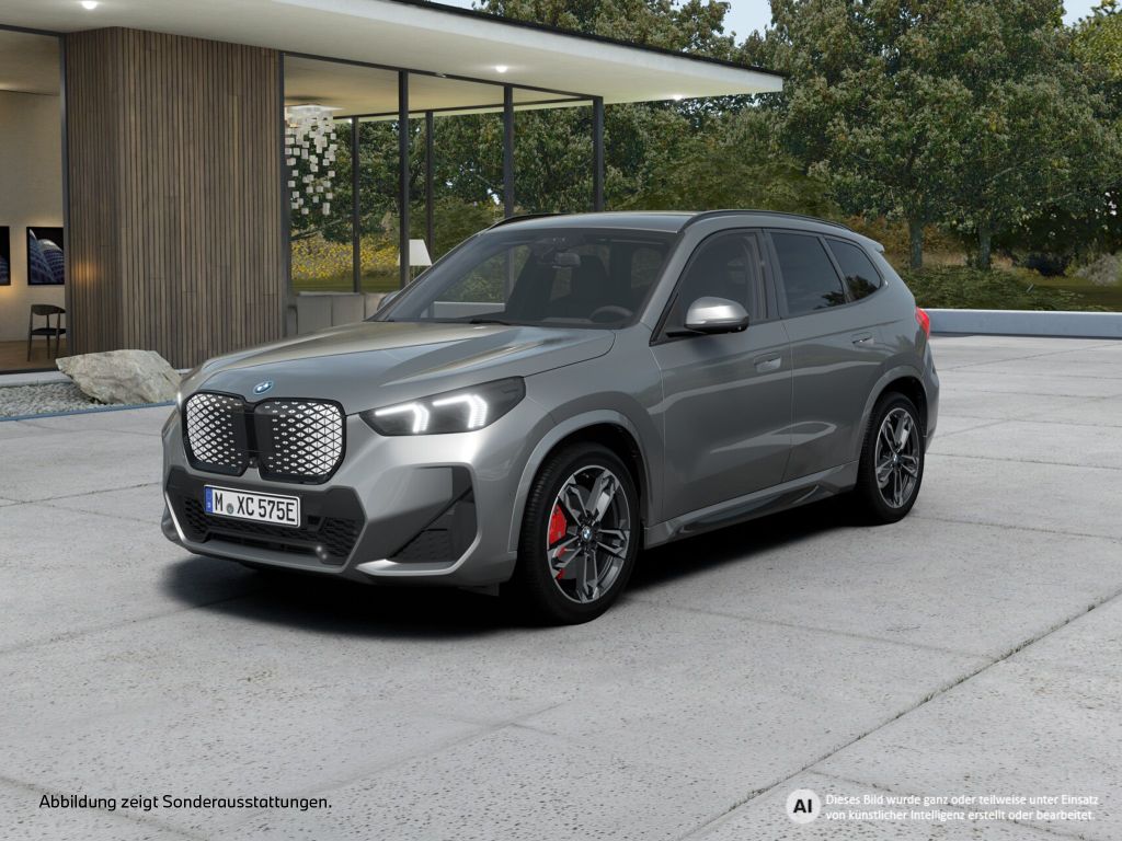 BMW iX1