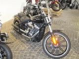 Harley-Davidson Breakout 114 + Windschild + Schwingentas