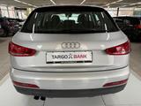 Audi Q3 2.0 TFSI quattro*AUT*SUR*BT*PDC*1HAND - Audi Q3 Gebrauchtwagen in Düsseldorf