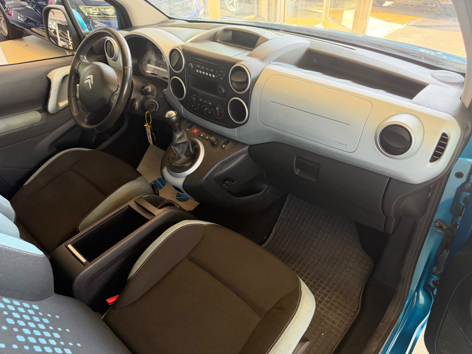 Fahrzeugabbildung Citroën Berlingo Kombi Selection*1. Hand