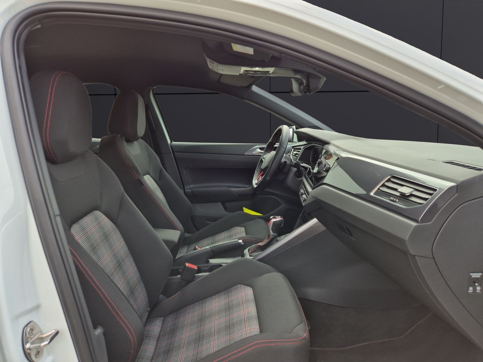 Fahrzeugabbildung Volkswagen Polo GTI DSG Matrix Navi AID ACC RFK SH 18"