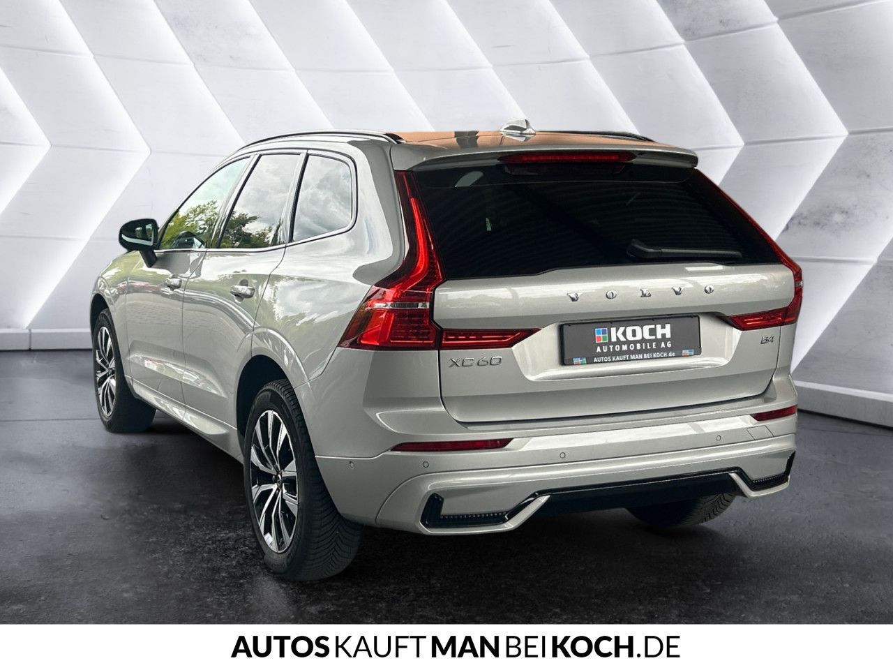 Volvo XC60 B4 D Plus Dark ACC BLIS Stdhzg 360° H K foto 4