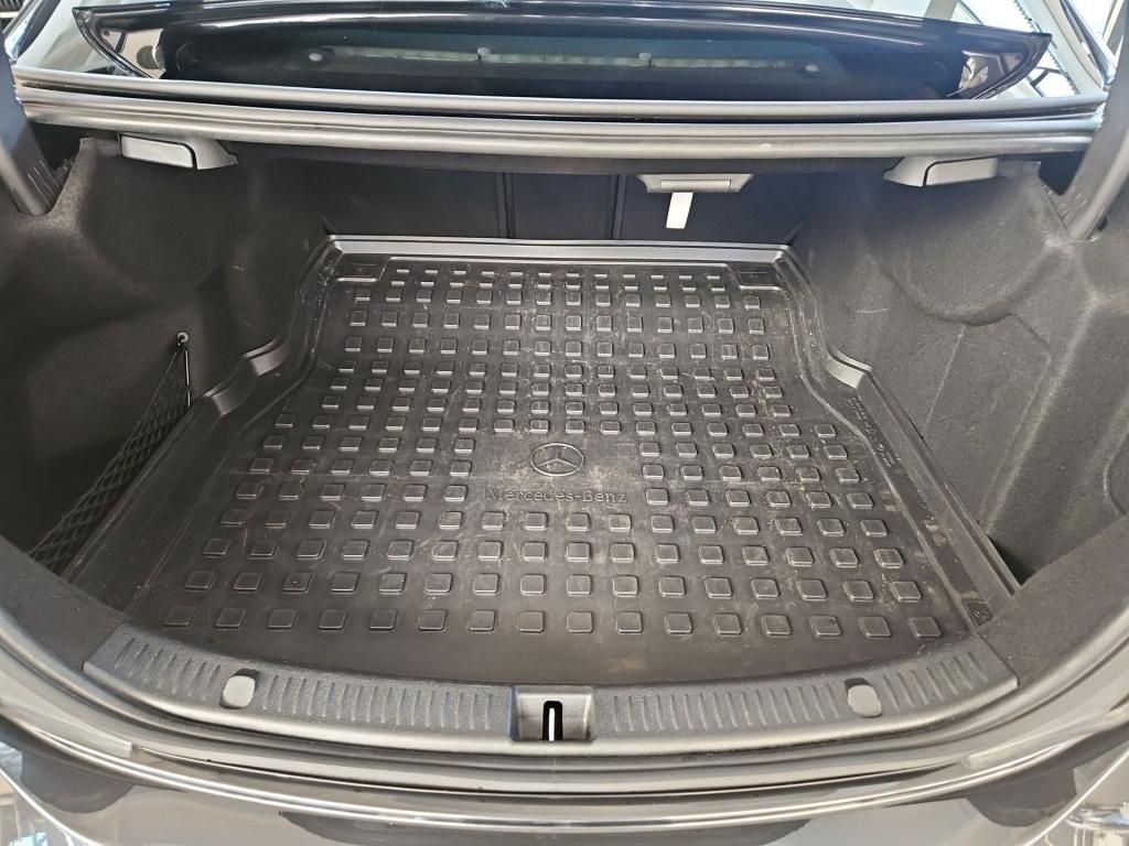 Fahrzeugabbildung Mercedes-Benz E 200 Avantg. Navi LED SHZ Schiebedach KAM DAB