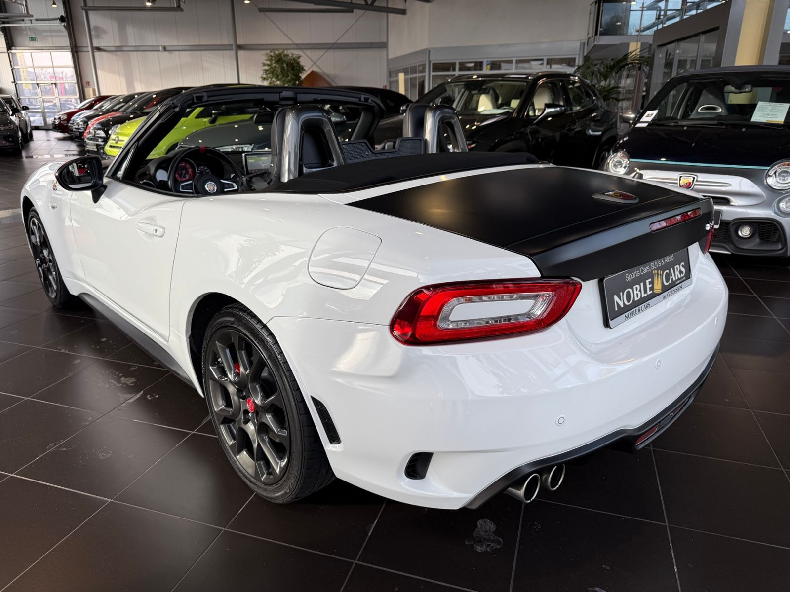 Fahrzeugabbildung Abarth 124 Spider BOSE LED LEDER ALU