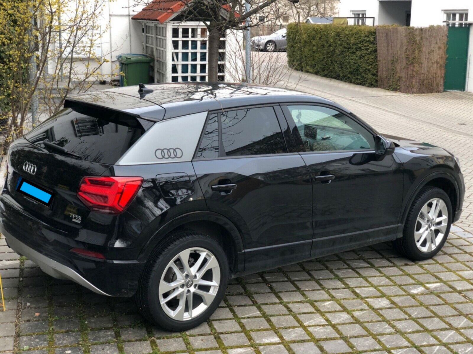 AUDI Q2