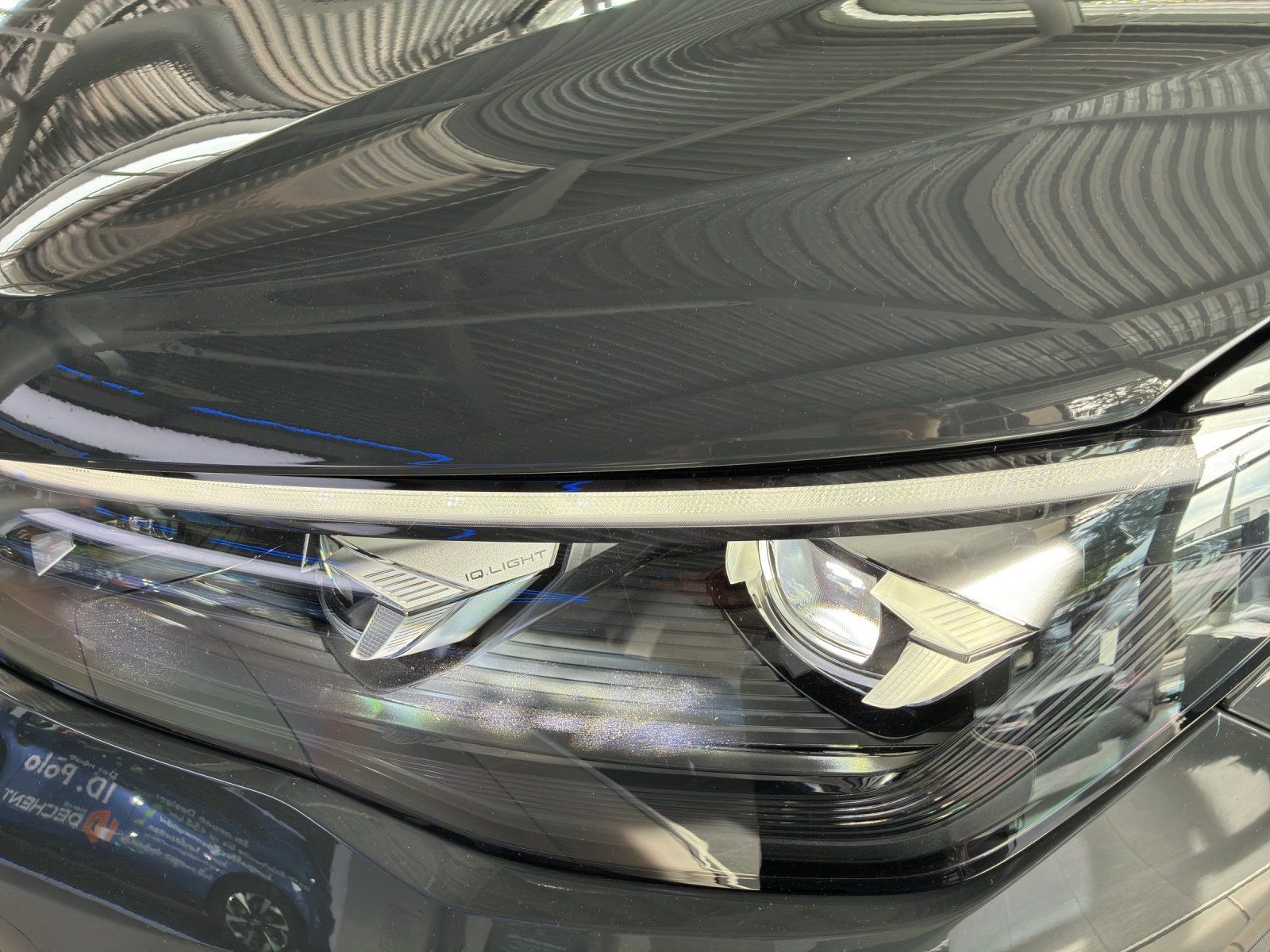 Fahrzeugabbildung Volkswagen Tiguan 2.0 TSI 4Motion W Life 360,AHK,Kamera,LED