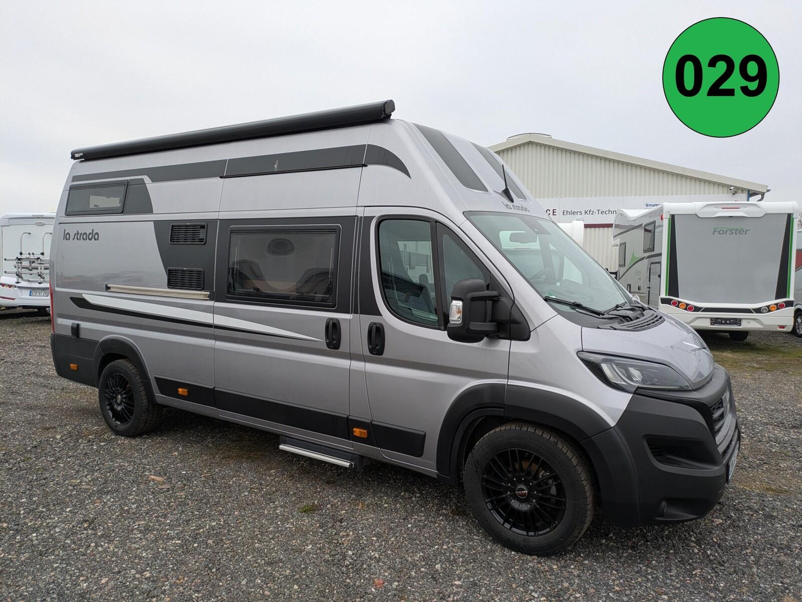 La Strada Avanti EB Fiat 180 PS 180PS/Autom/AHK/Solar/Mark