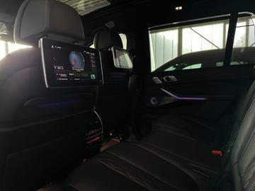 2021 Alpina XB7 缩略图 38