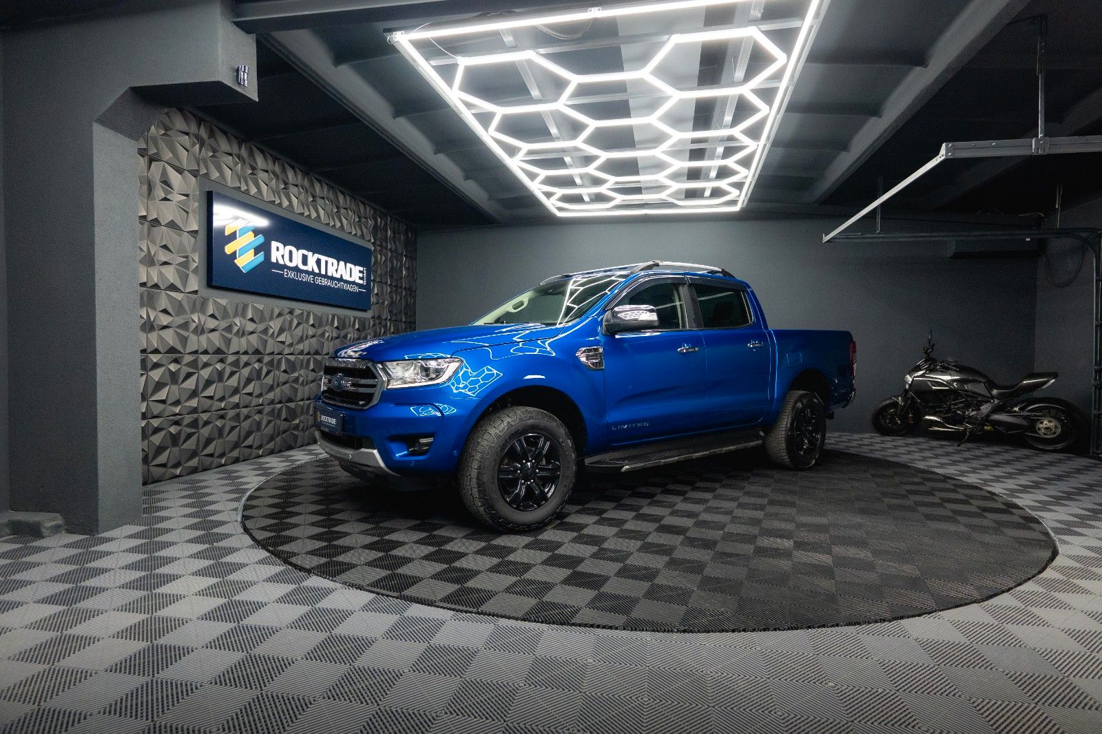 Fahrzeugabbildung Ford Ranger Limited Doppelkabine 4x4 *ACC*LED*DAB*