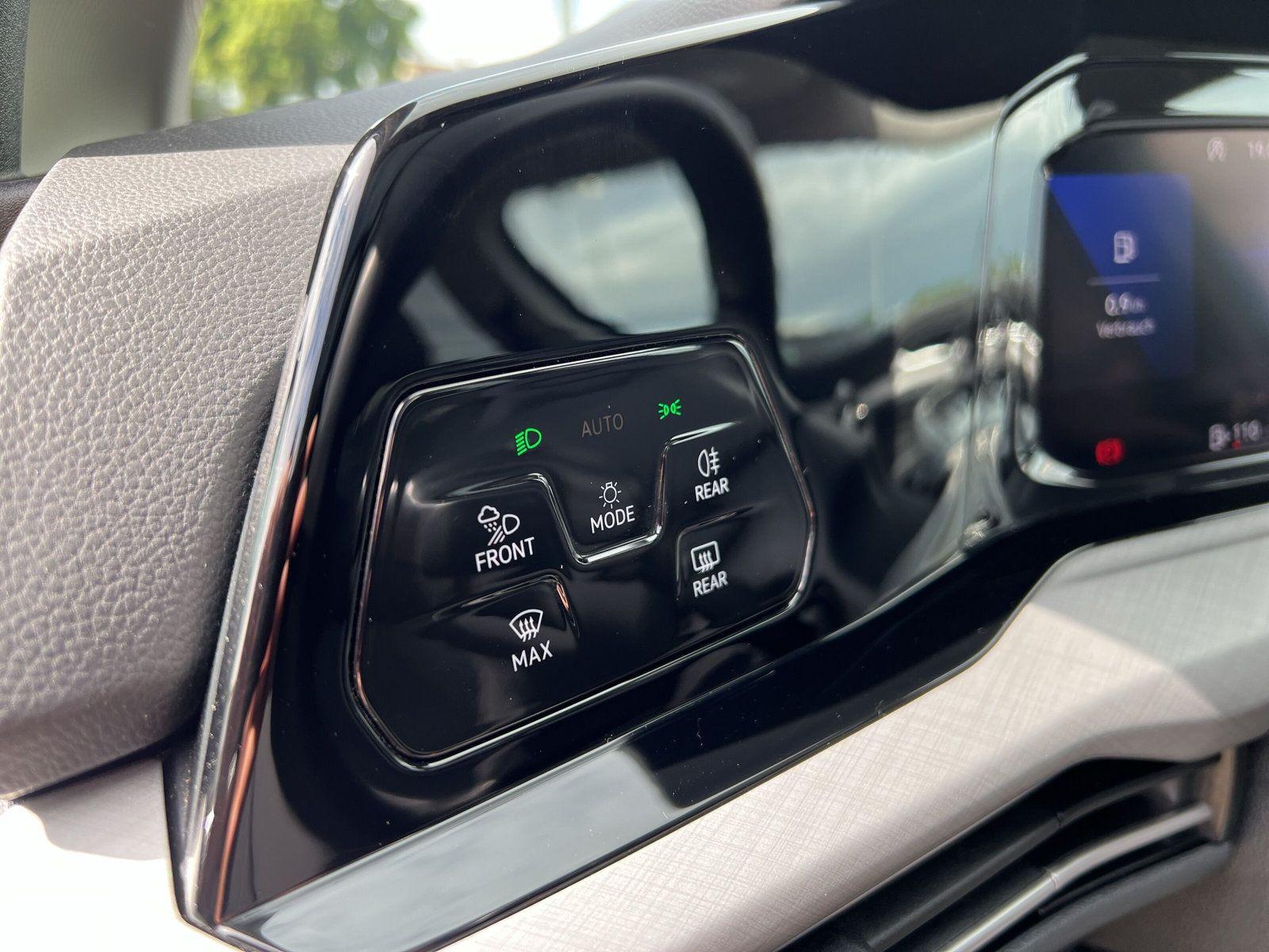 Volkswagen Golf VIII Variant 1.5 TSI Life MATRIX+PANO+NAVI, миниатюра 22