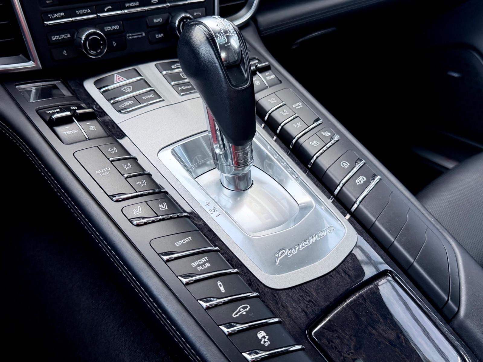 Porsche Panamera GTS /NAVI/LED/ACC/BOSE/GARANTIE/