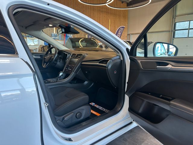 Ford Mondeo Lim *TEMPO*NAVI*KEYLESS*PANO*2-Zonen*