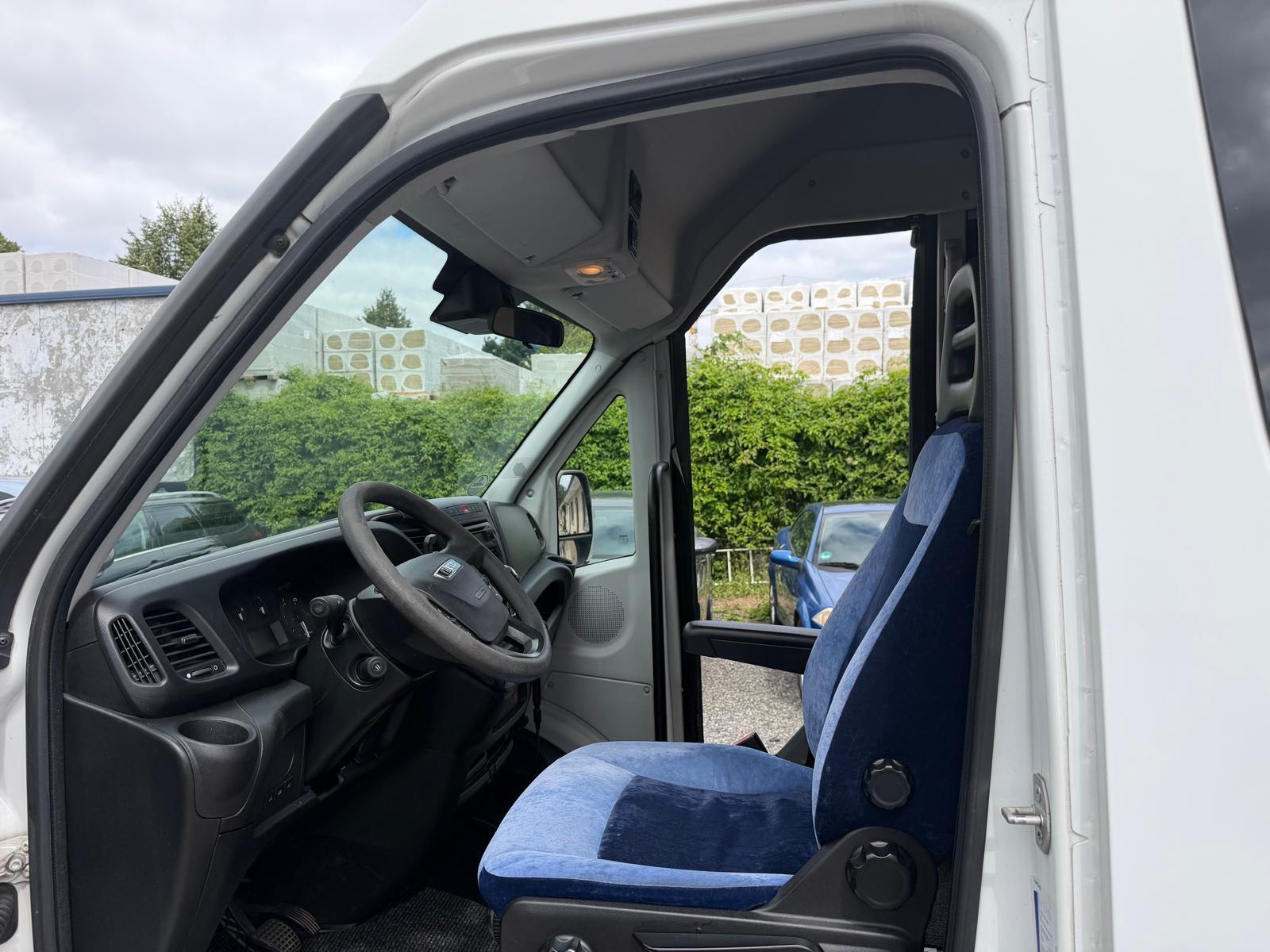 Iveco A65C17, 21 Sitzer, Dachklima, Dachlüke