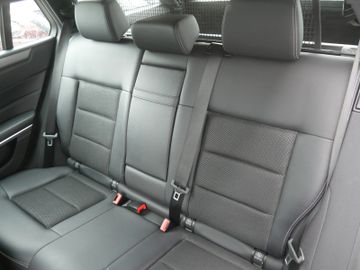Mercedes E 250 - 10