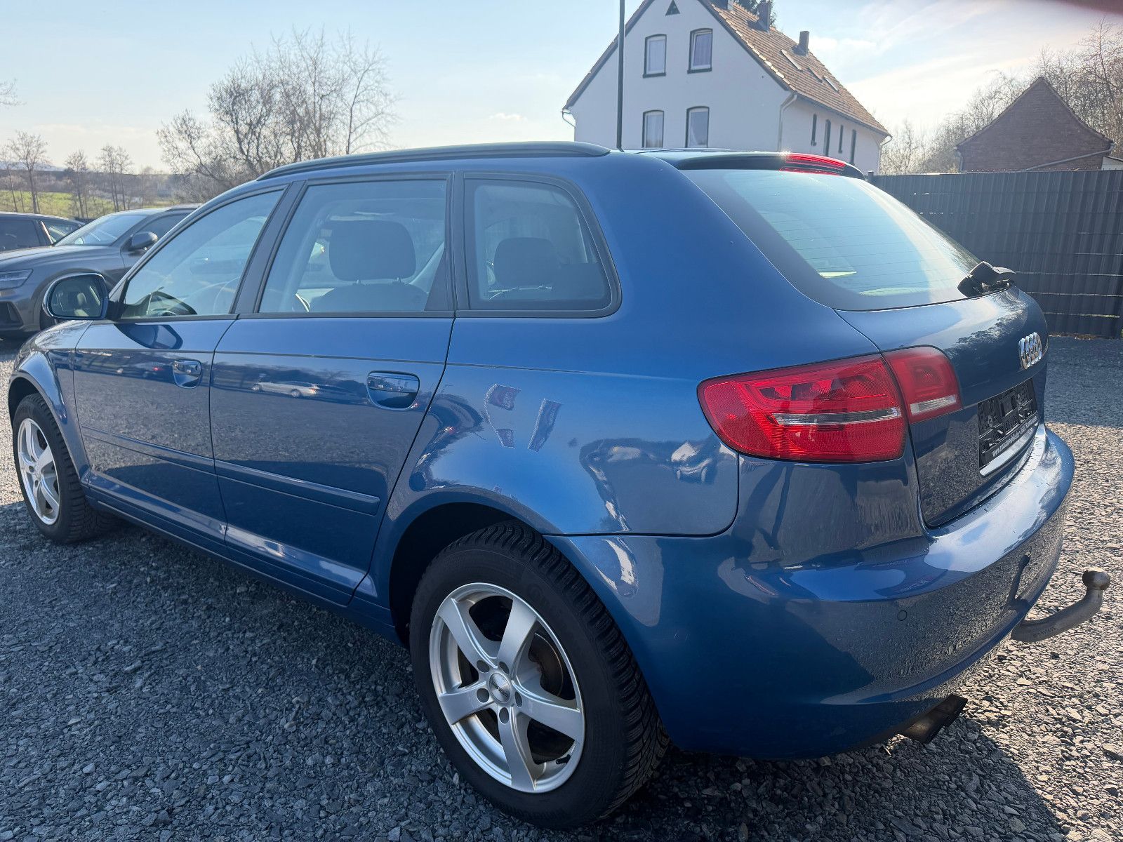 AUDI A3 Sportback 1.8 TFSI Bi-Xenon/PDC/SHZ – Foto 4