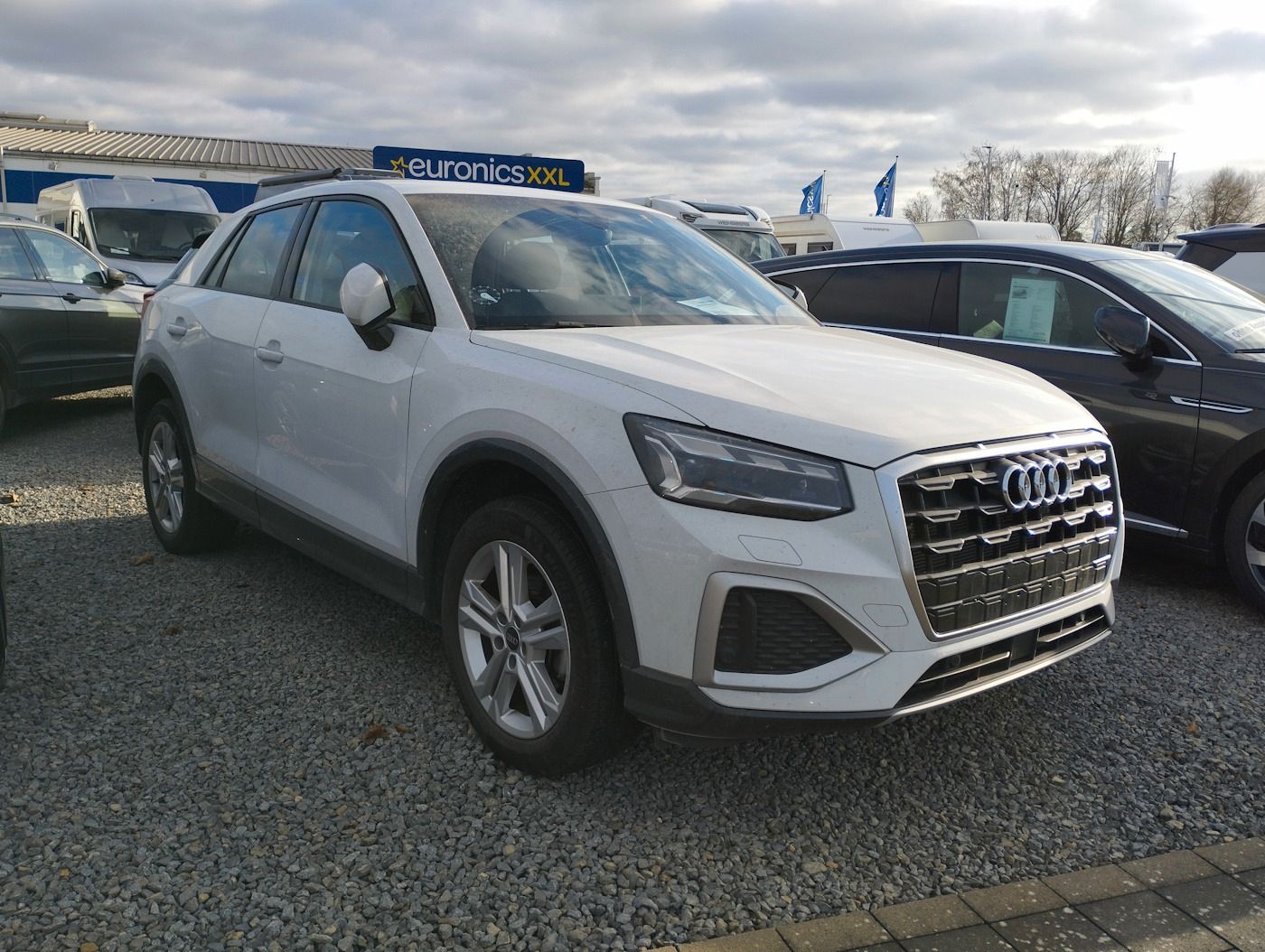 Fahrzeugabbildung Audi Q2 1.5 35 TFSI advanced DSG MATRIX Kamera ACC SH