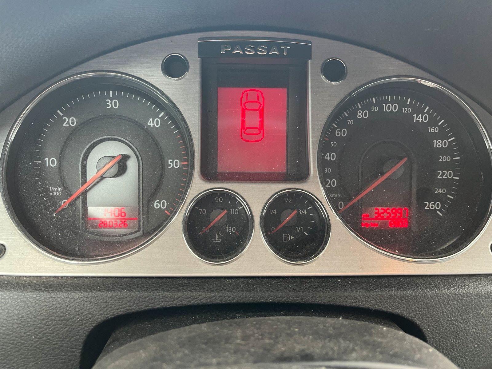 Volkswagen Passat 2006 — photo 12