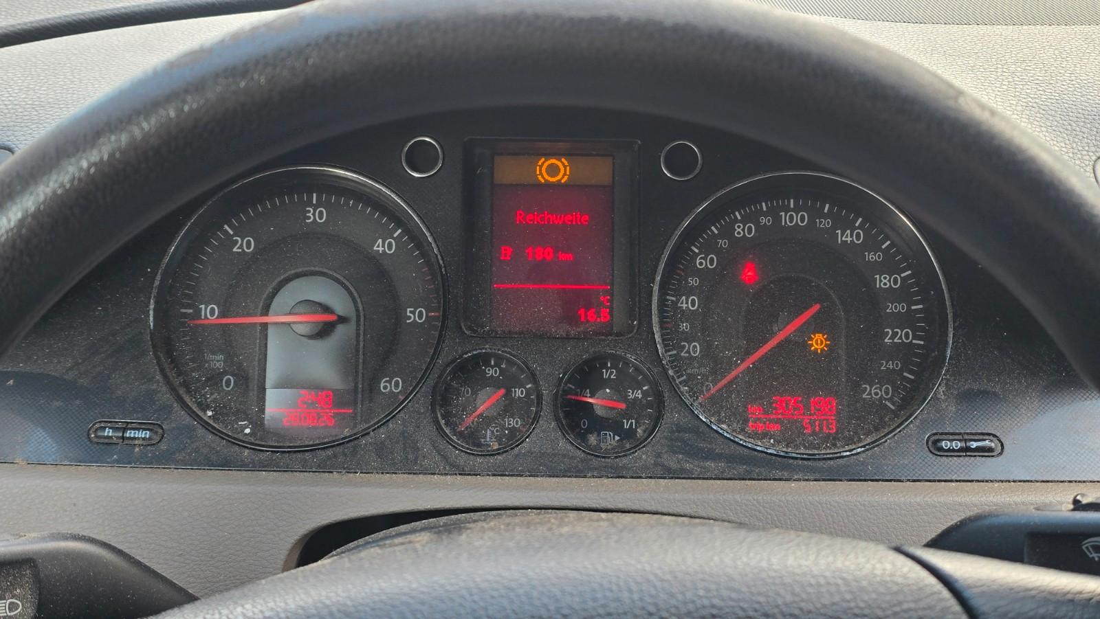 Volkswagen Passat 2006 — photo 10