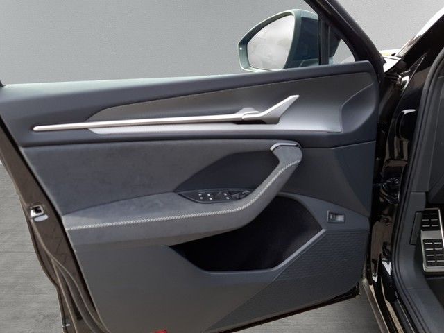 Fahrzeugabbildung Skoda Kodiaq Sportline 2.0TDI 4x4 AHK Matrix StdHz