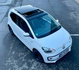 Volkswagen VW up 75 PS * 2. Hand * TÜV * SPORT * SHZ * PANO - VW up! von privat