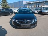 Skoda Octavia Combi L&K 4x4 - Skoda Octavia mit Diesel-Antrieb: Kombi, Combi L K